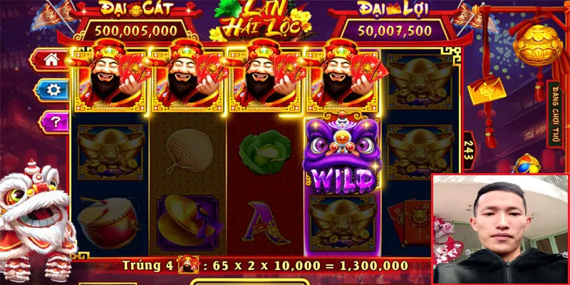 Anh Long cùng giao diện trò chơi Lân Hái Lộc 789Club